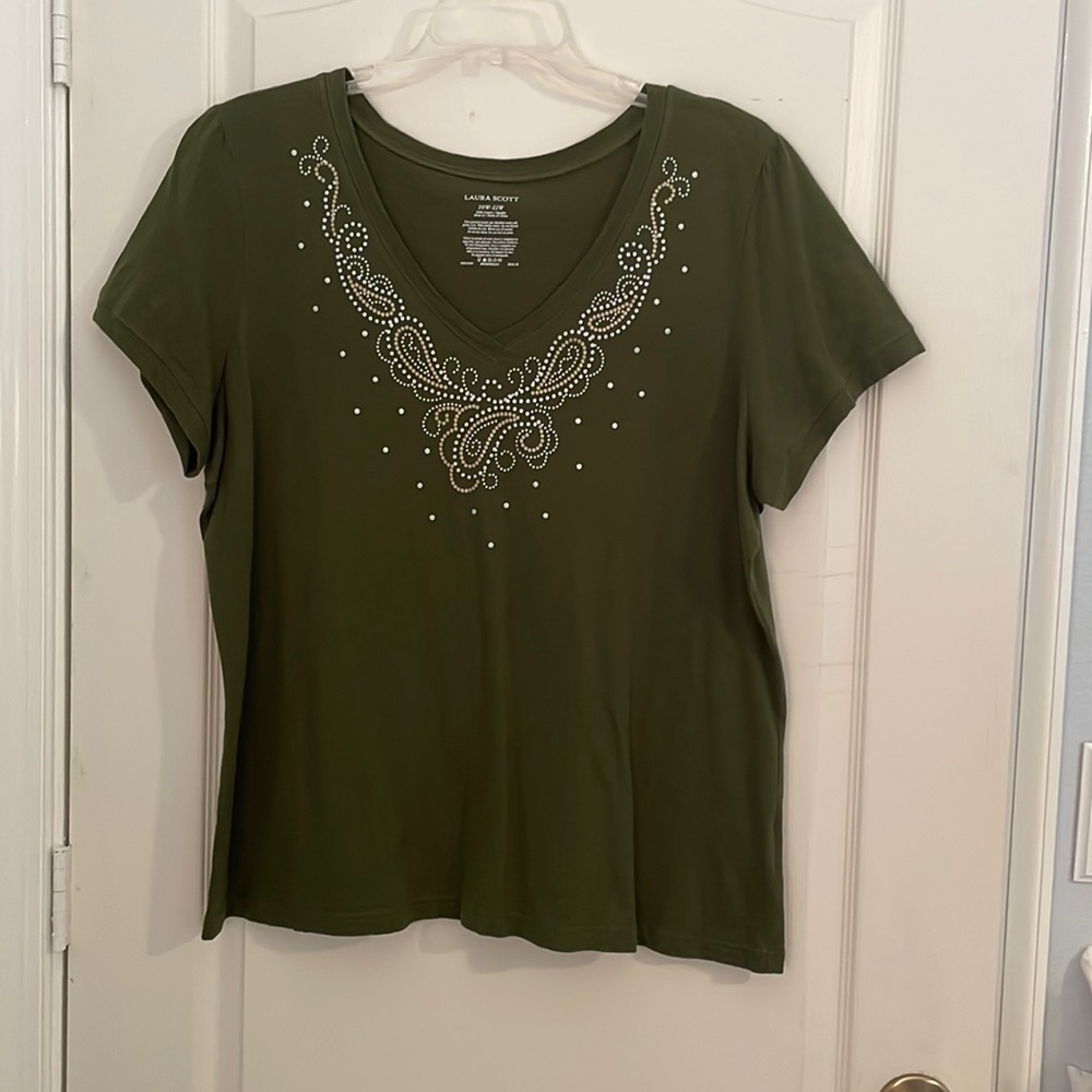 Laura Scott Olive Green T Shirt